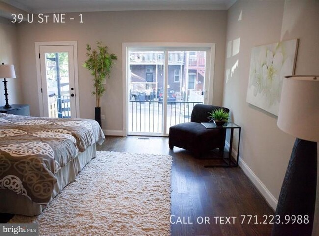 Building Photo - 39 U St NE