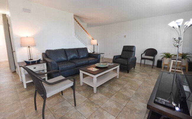 Building Photo - 1595 Mendocino Drive, #44