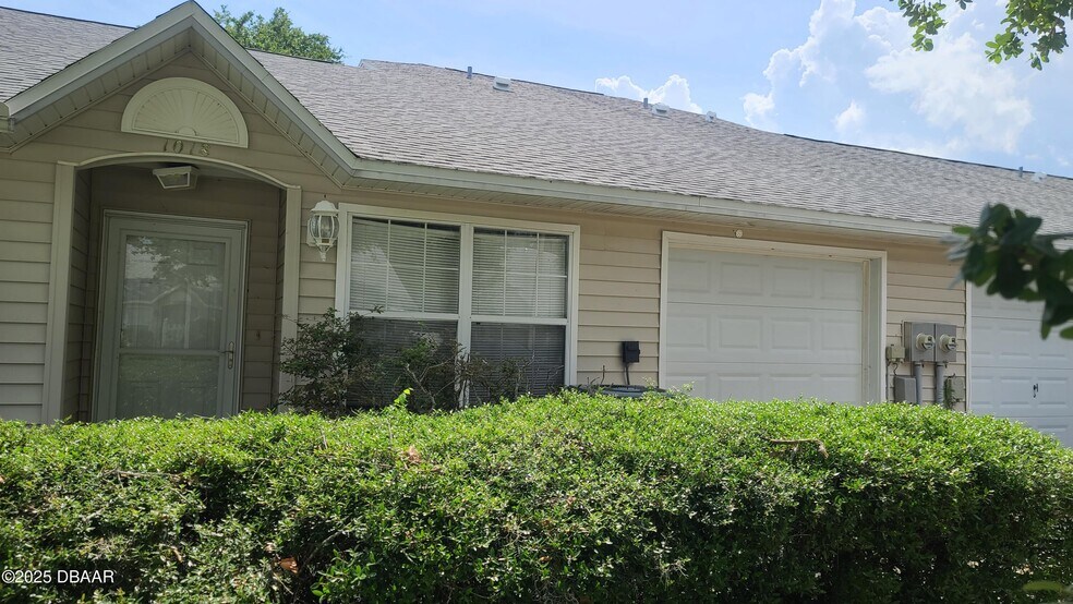 1018 Grand Hickory Cir