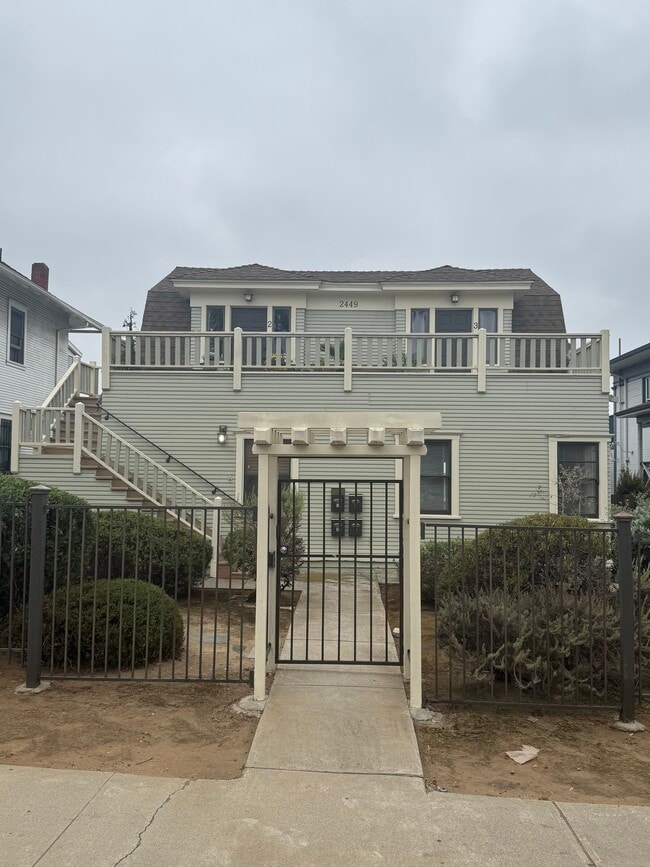 Building Photo - 2449 G St