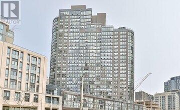 Building Photo - 24 Wellesley St W