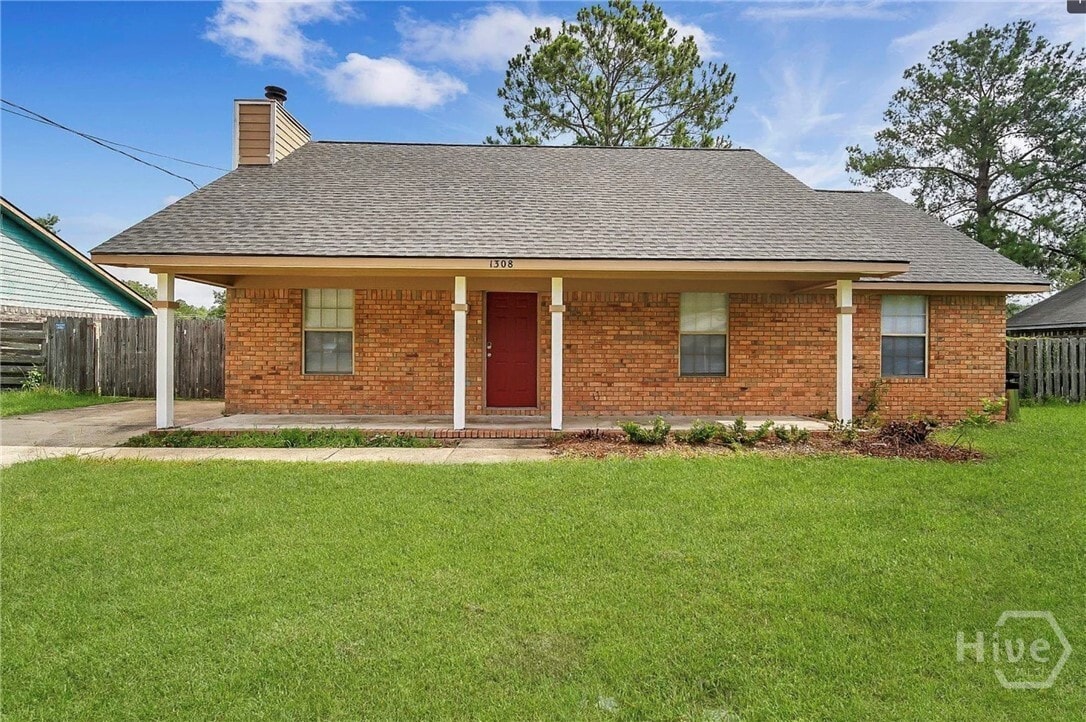 Primary Photo - 1308 Tower Dr