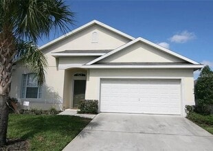 Building Photo - 16713 Rolling Green Dr