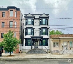 Building Photo - 43 Thorne St