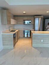 Building Photo - 16385 Biscayne Blvd