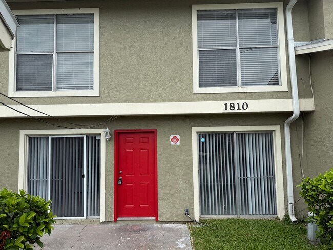 Building Photo - 1810 Caralee Blvd