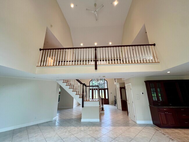 Photo - 32 Topland Rd House