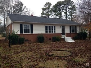 Building Photo - 706 Erich Rd