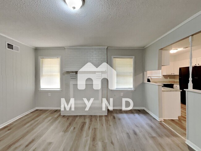 Building Photo - 3432 Clearbrook