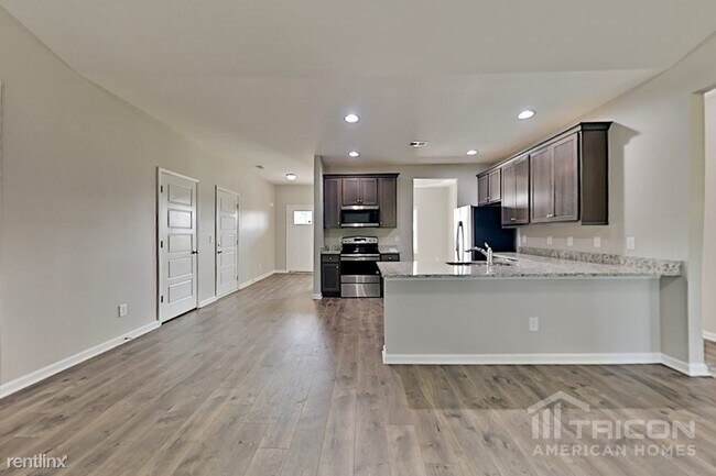 Foto del edificio - 835 Ellyson Dr