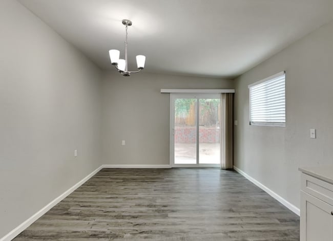 Building Photo - 4338 McGrew Cir
