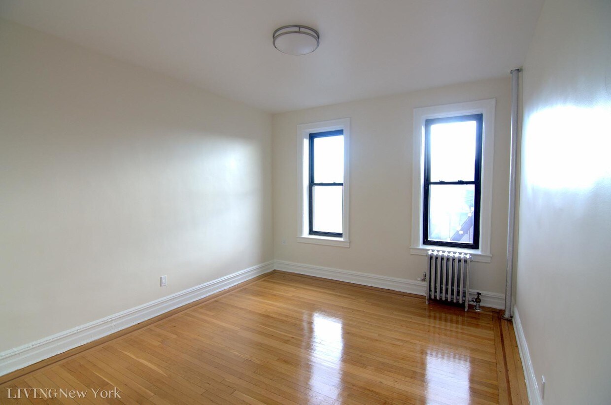 Building Photo - 4705 45th St