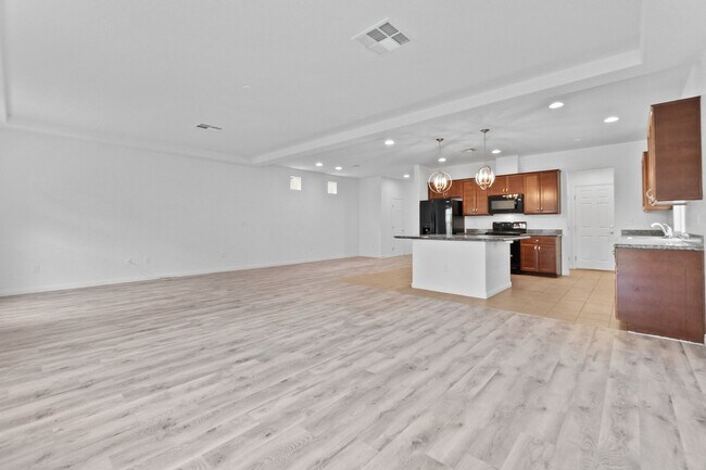 Foto del edificio - Stunning 4 Bedroom Home in South Las Vegas Area