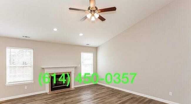 Building Photo - 731 Charter Woods Dr