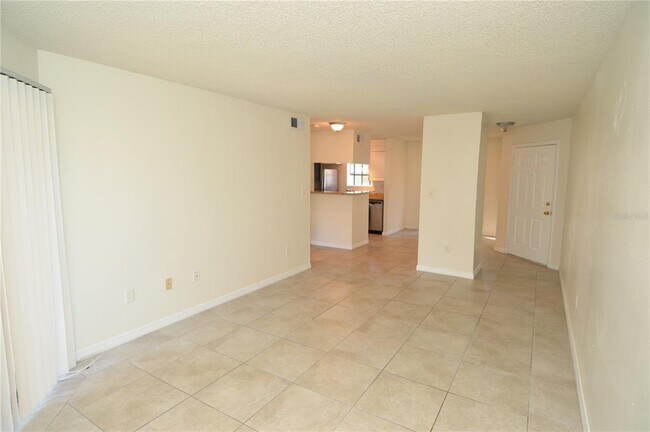 Foto del edificio - 8629 Fancy Finch Dr