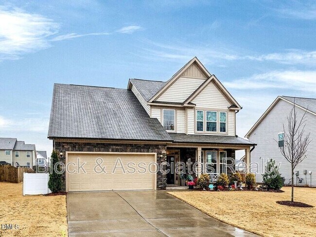 Foto del edificio - 405 Hickory Run Ln