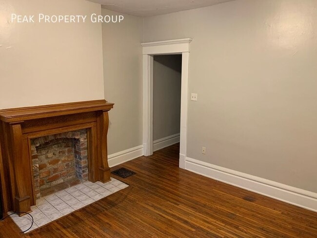Building Photo - Available Fall 2025! Located in Weinland P...