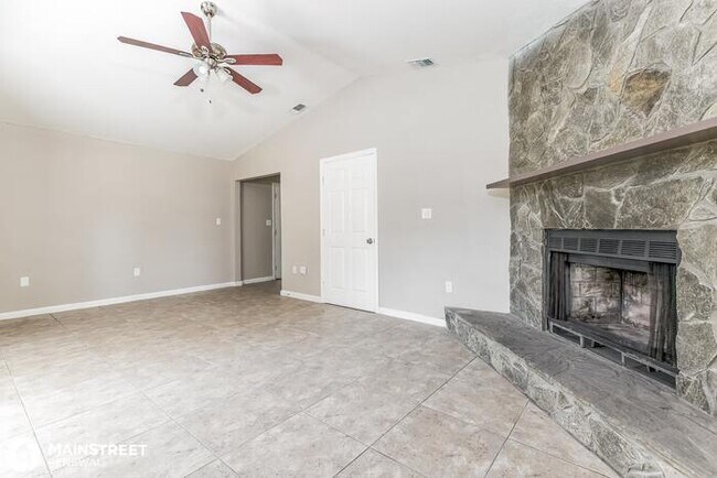 Foto del edificio - 6862 Hartford Rd