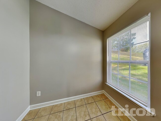 Building Photo - 1027 Alston Hill Dr