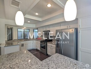 Building Photo - 2923 N Biskra Rd