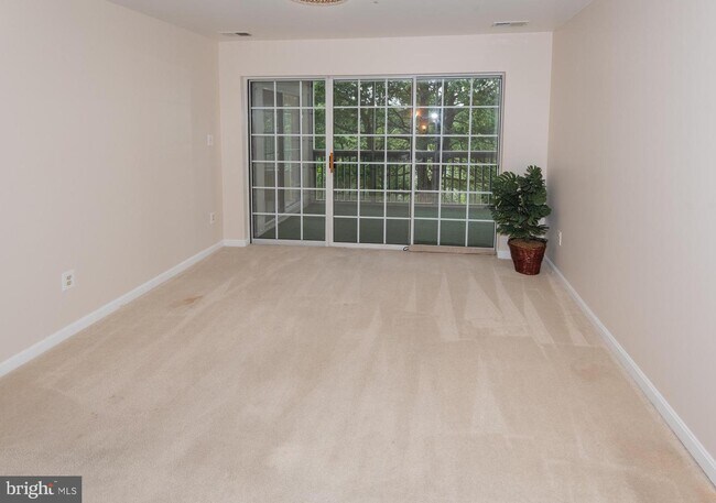 Building Photo - 315 Clear Drop Way