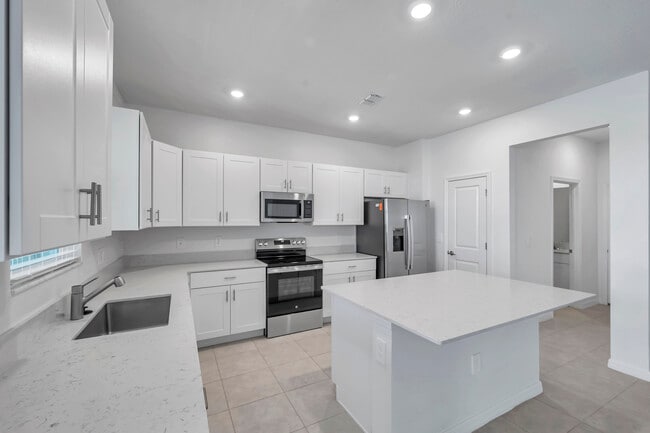 Building Photo - 9304 Bonita Mar Dr