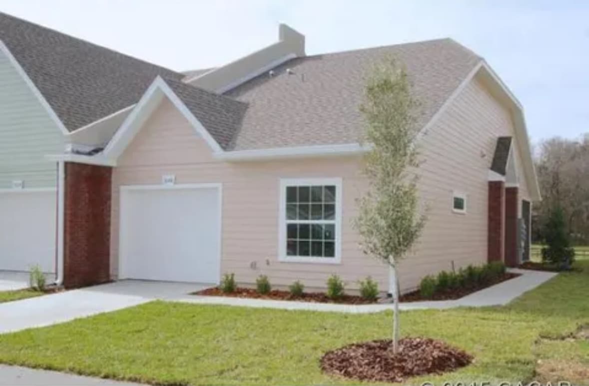 Front of the house - end unit - 3144 NW 105th Dr