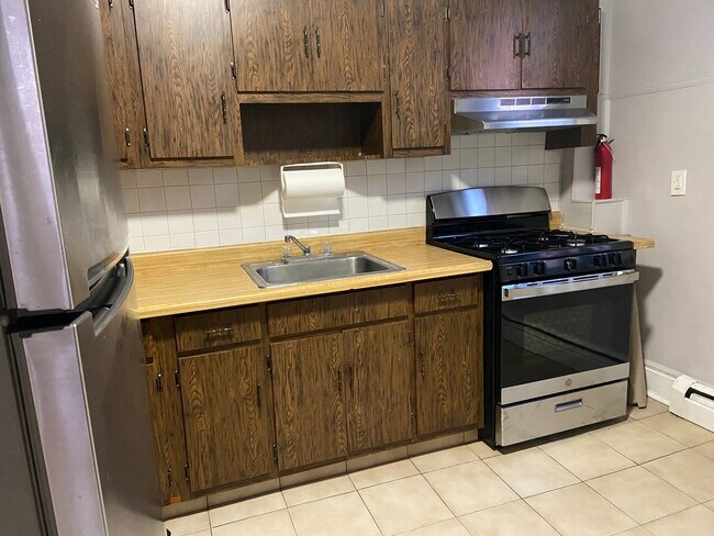 Foto del edificio - 6706 Meadowview Ave