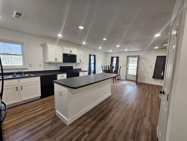 Foto del edificio - 5677 County Rd 260