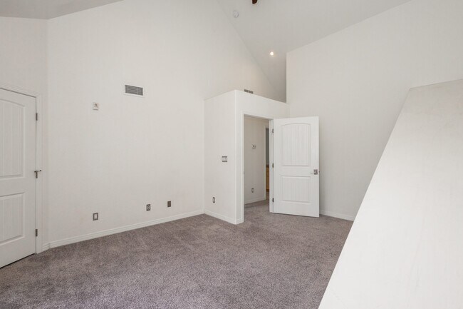 Foto del interior - Brownstone Manor