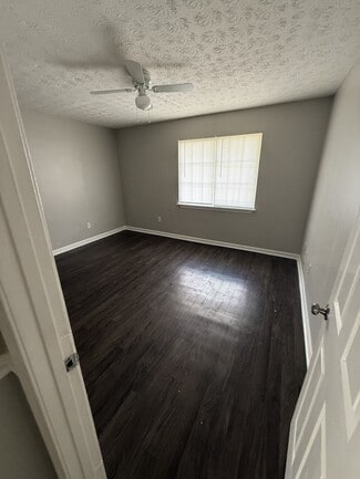 Building Photo - 1425 Joseph E. Boone Blvd NW