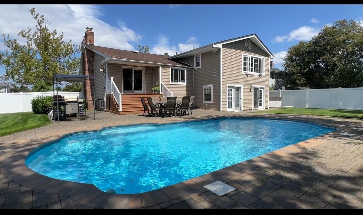 Foto principal - 47 Orange Dr