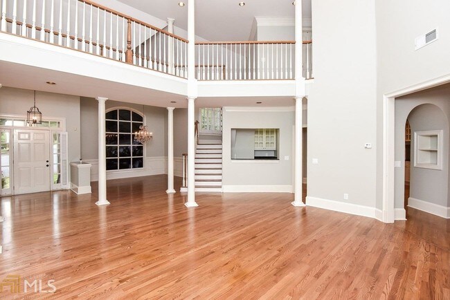 Foto del edificio - 545 Telford Pl NE