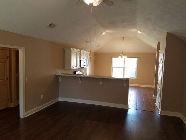 Building Photo - 186 Blackstone Cir