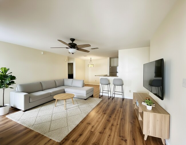 Foto del edificio - 635 Granville Ct