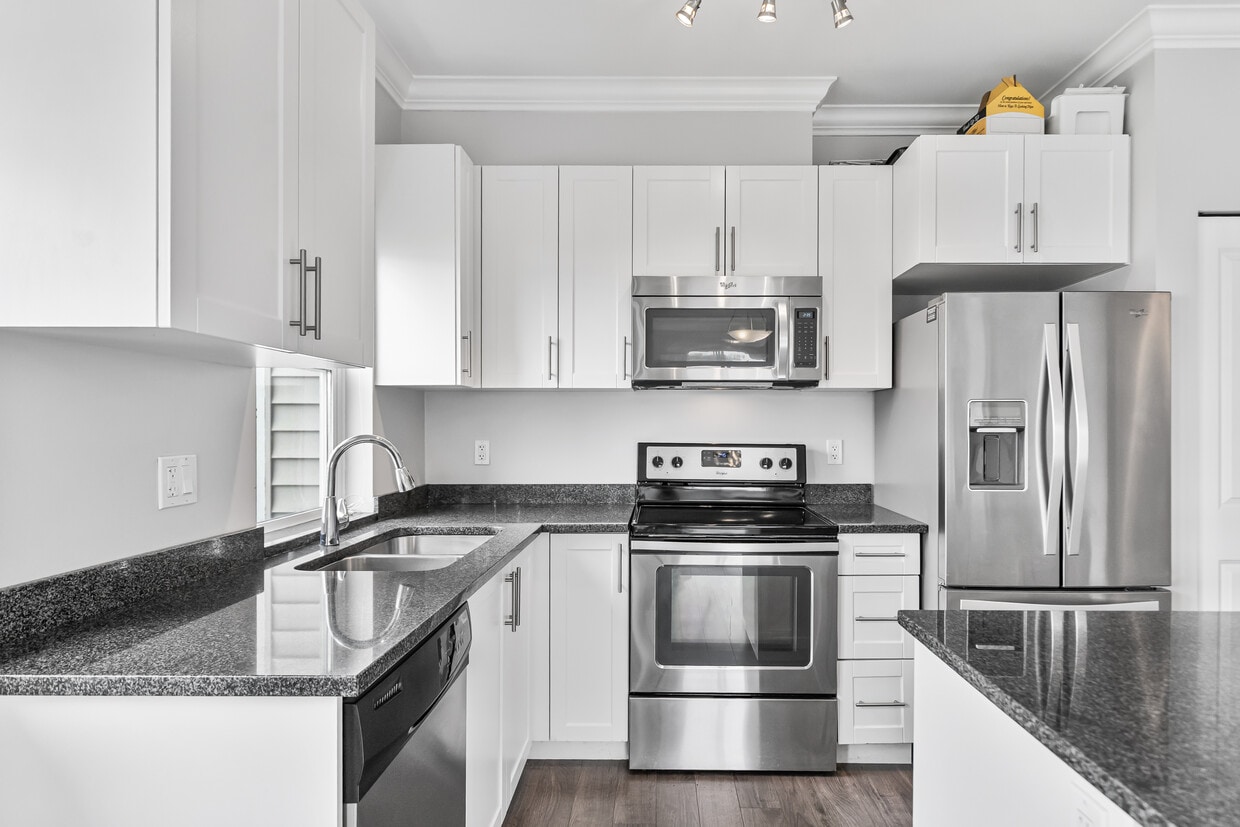 Primary Photo - 11580 223 St