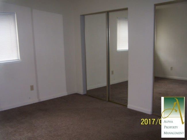 Foto del edificio - 5520 Robertson Ave