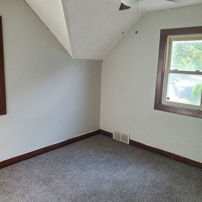 Building Photo - 3BDRM HOUSE FOR RENT
