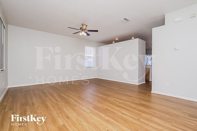 Building Photo - 1604 Delano Trent St