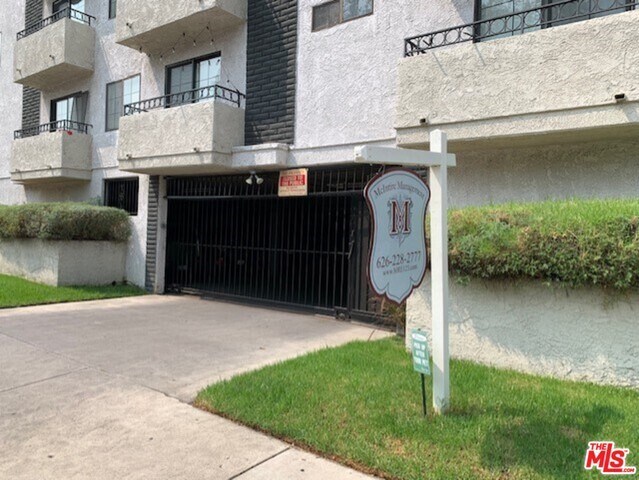 Foto del edificio - 4353 Coldwater Canyon Ave