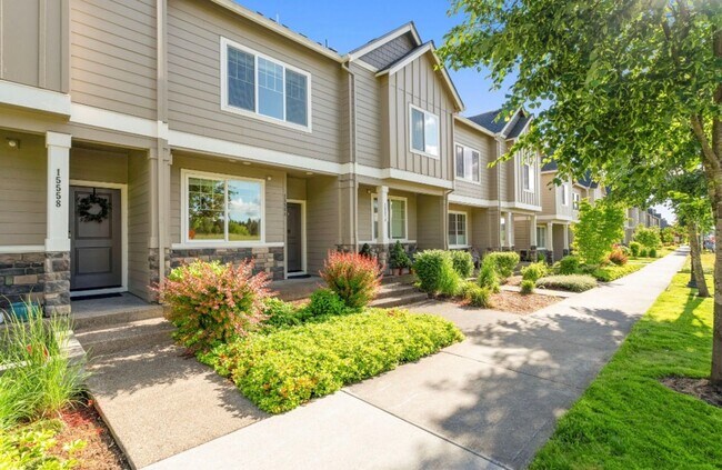 Foto del edificio - Beautiful North Bethany Home with 3 Bedrooms + Expansive Bonus Room, 2-Car Tandem Garage & Prime ...