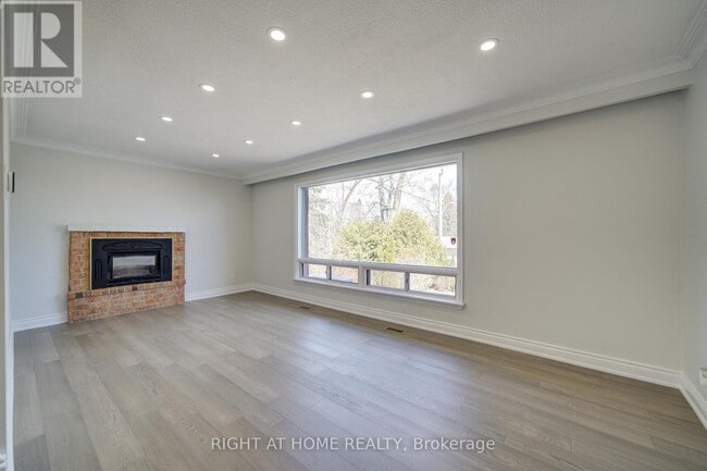 Building Photo - 326 Jaybell Grove