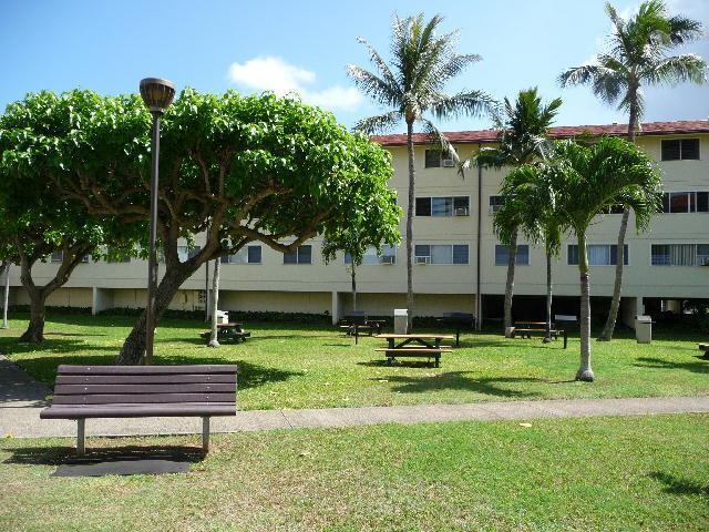 Building Photo - 350 Aoloa St