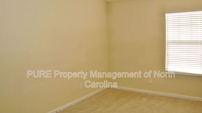 Building Photo - 13647 Calloway Glen Dr