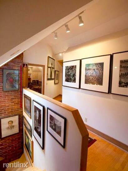 Building Photo - 2 br, 1 bath Condo - 1812 Ashwood Ave