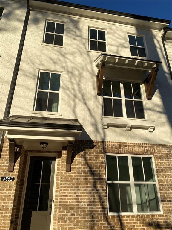 3890 Johns Creek Pkwy, Suwanee, GA 30024 Townhome Rentals in Suwanee