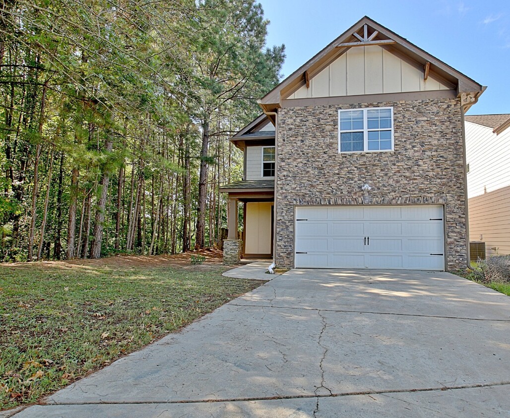 Primary Photo - Charming 3-Bedroom Home - Covington Terrac...
