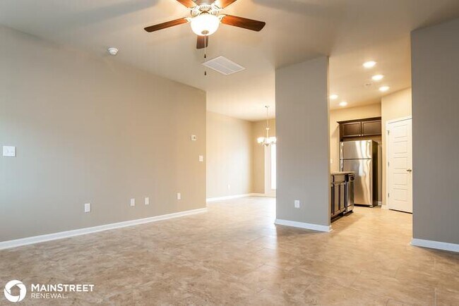 Foto del edificio - 107 Chyntara Dr, La Vergne, TN 37086