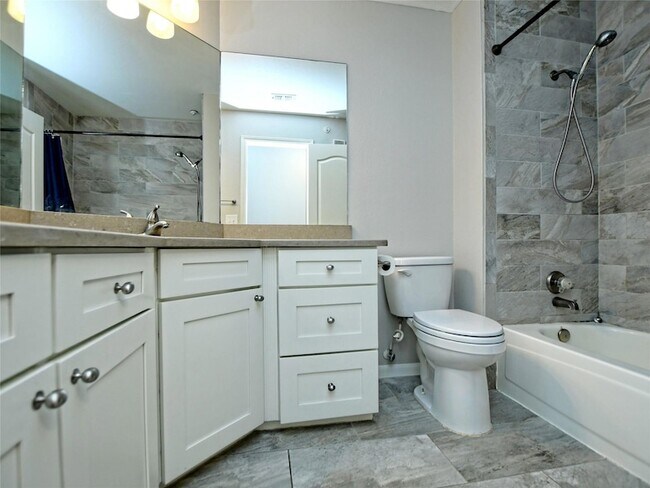 Foto del edificio - 6000 Shepherd Mountain Cove