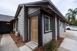 Building Photo - 22824 Chambray Dr